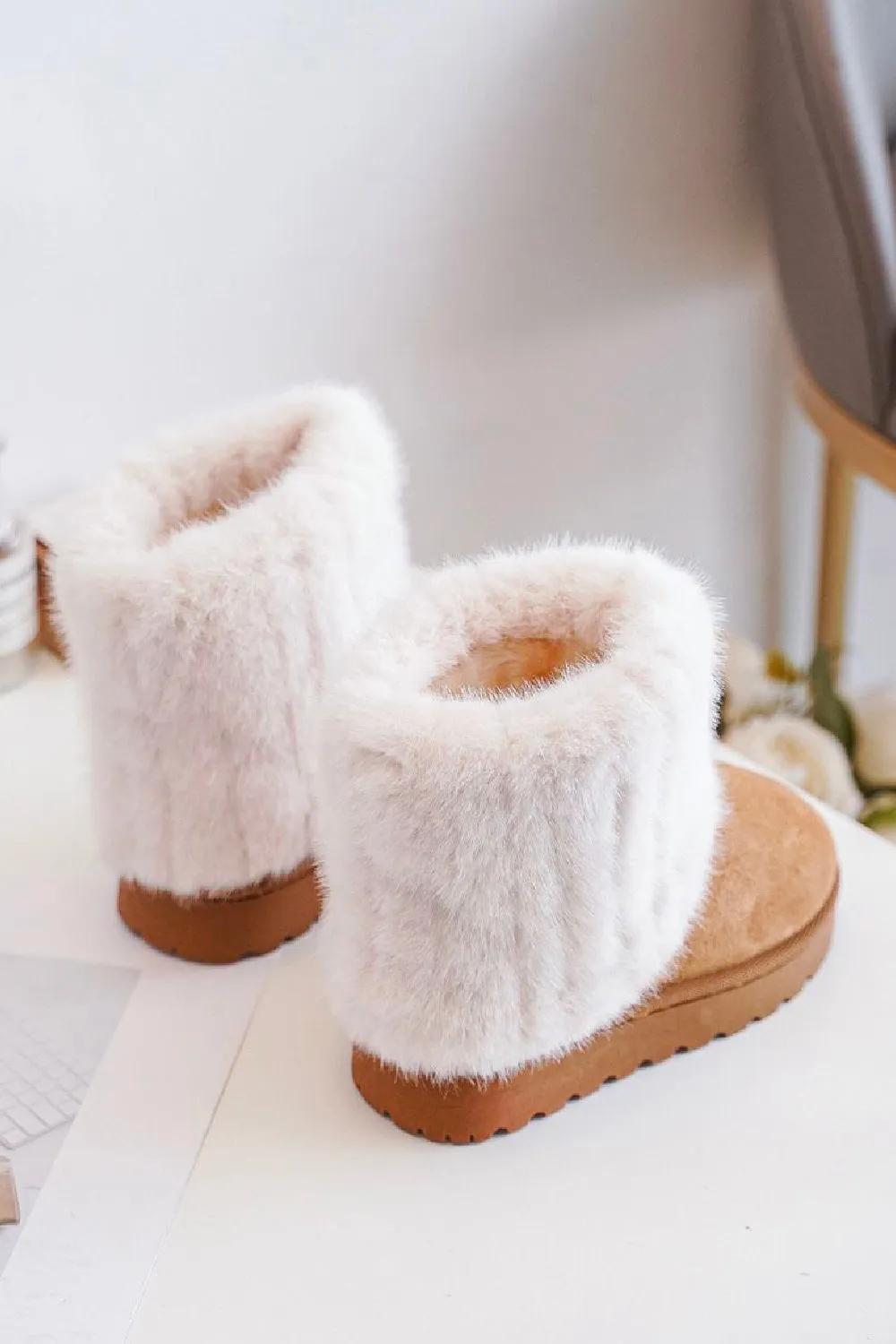 KIDS FOLDED OVER FLUFFY FAUX FUR LINING ANKLE BOOTS IN CAMEL 31-36 SIZES