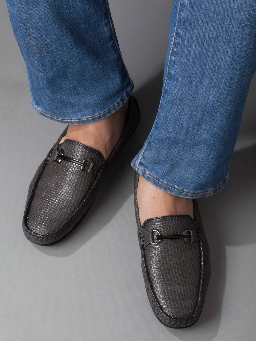 Men's Grey Moc Toe Casual Loafer (IX4108)