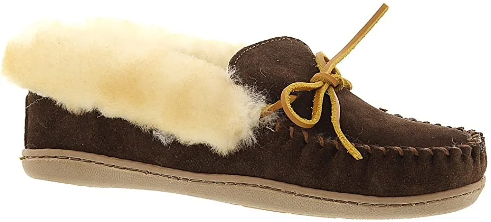 Minnetonka Women's Alpine Sheepskin Moc