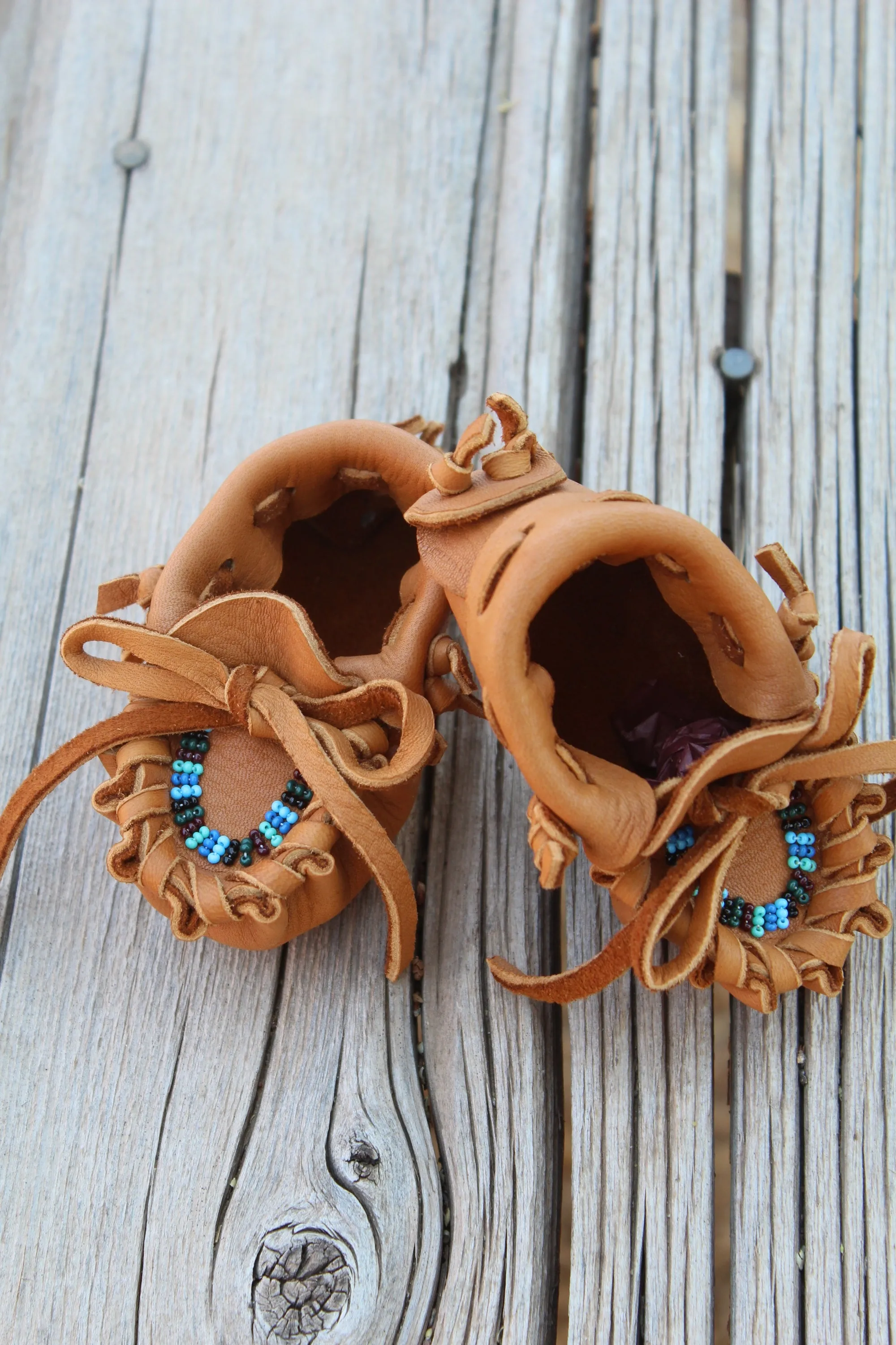 Newborn beaded baby moccasins, baby boy moccasins, soft baby shoes