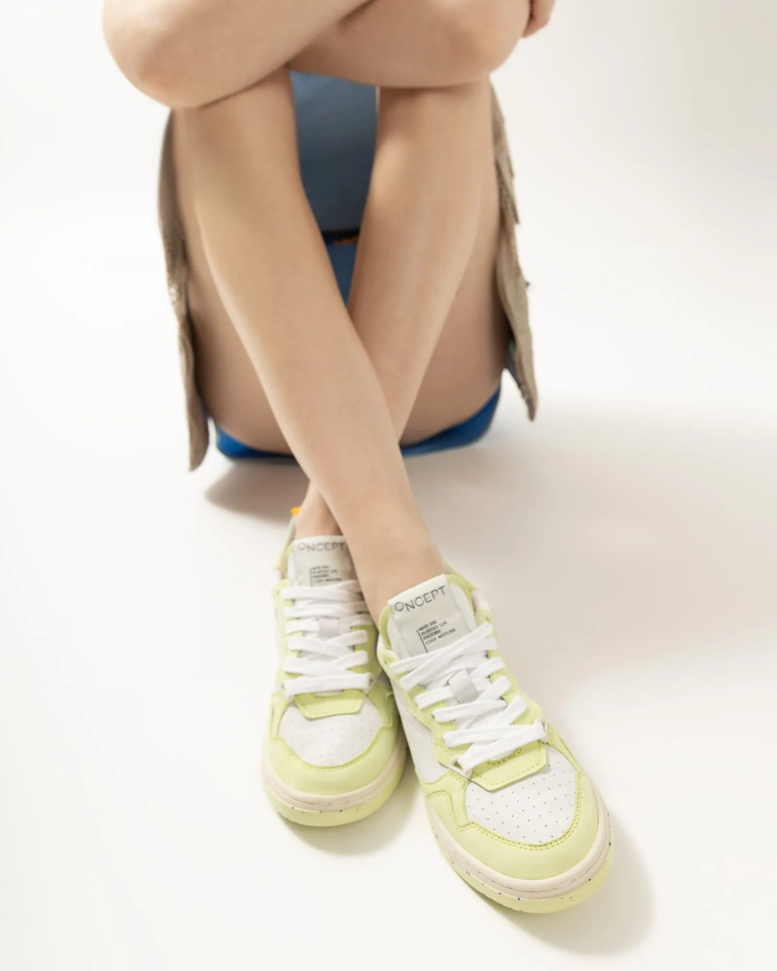 Oncept Phoenix Sneakers in Cool Matcha