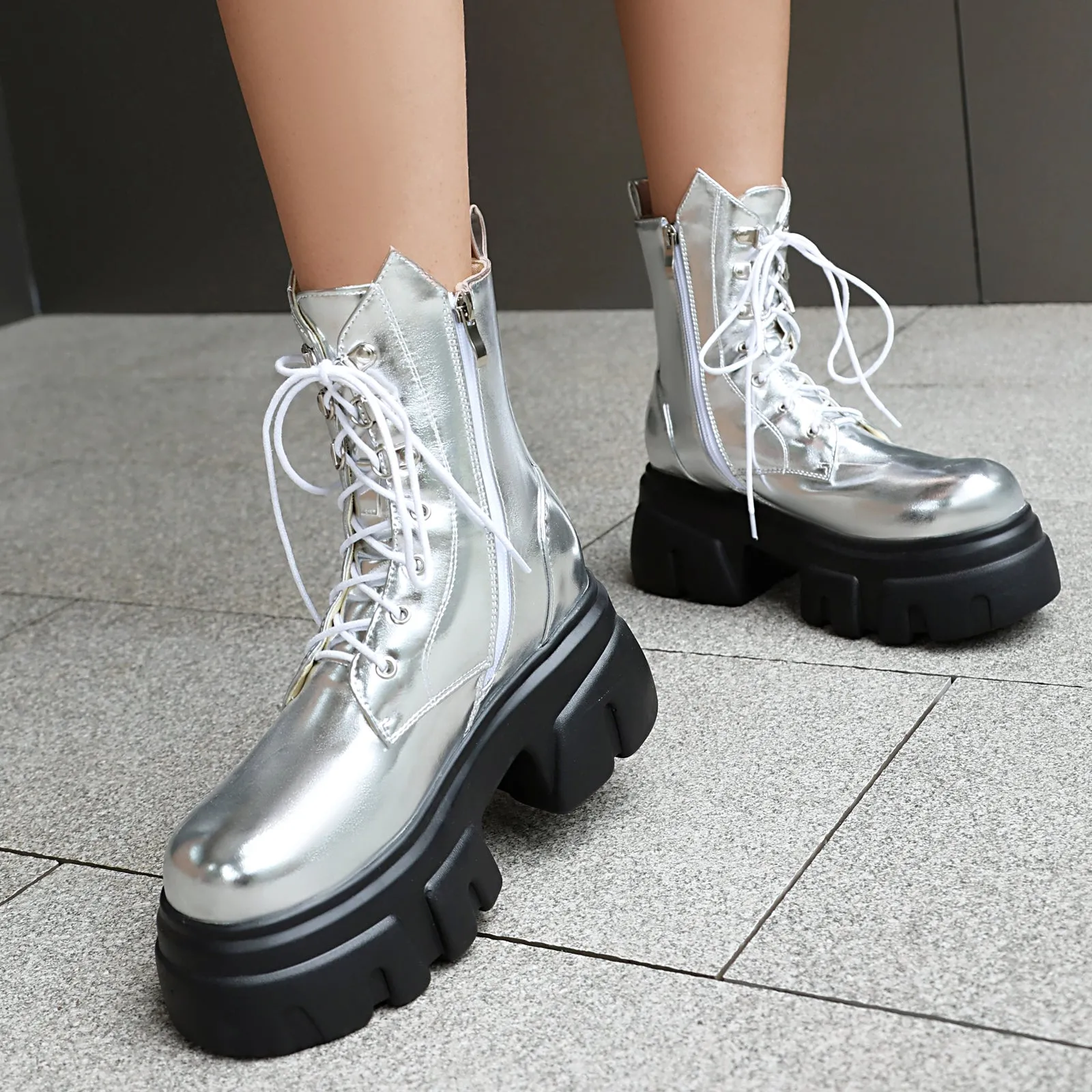 Women's Thick Heel Zipper Motorcycle Short Boots